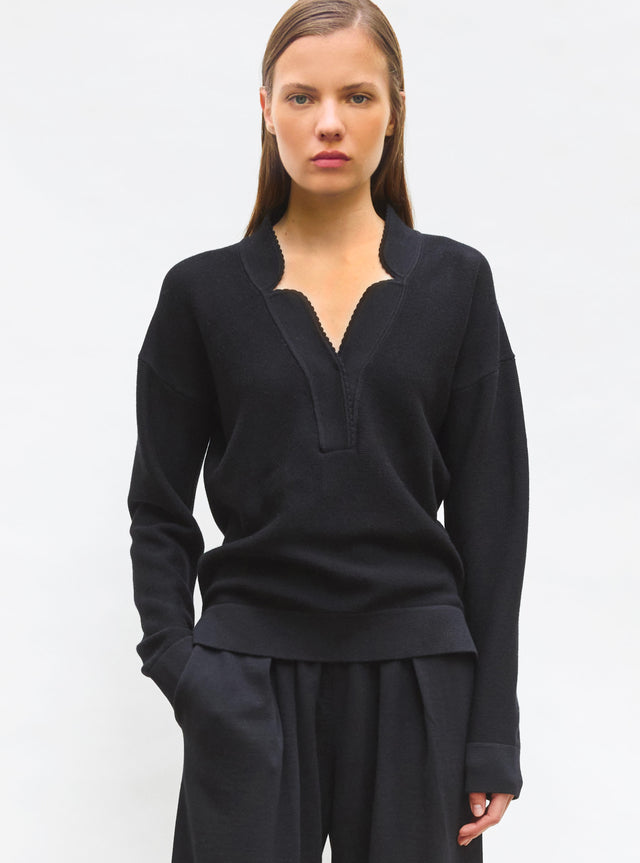 scalloped v-neck knit top - Image principale