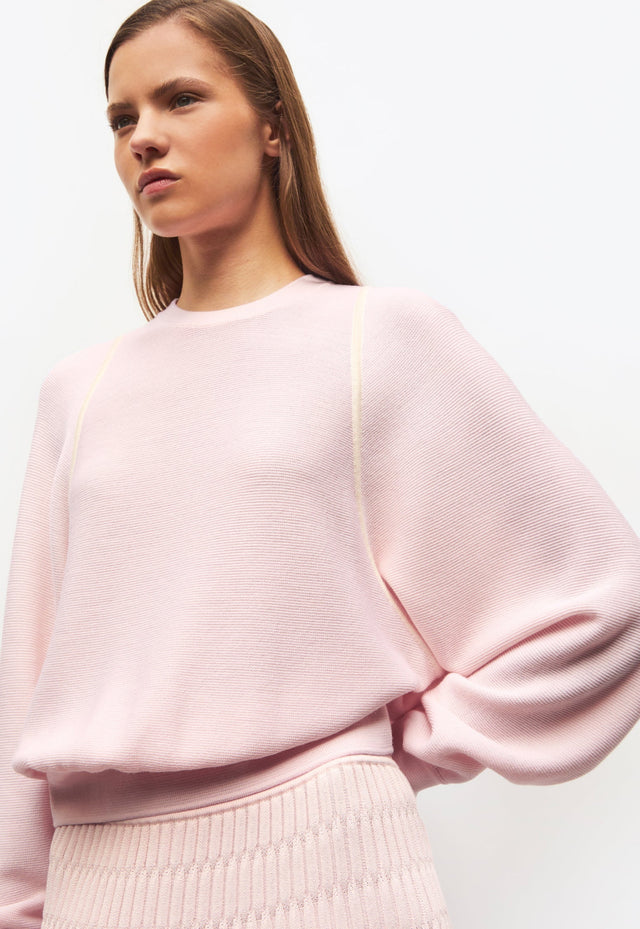 summer sweaters <em>discover</em> Molli
