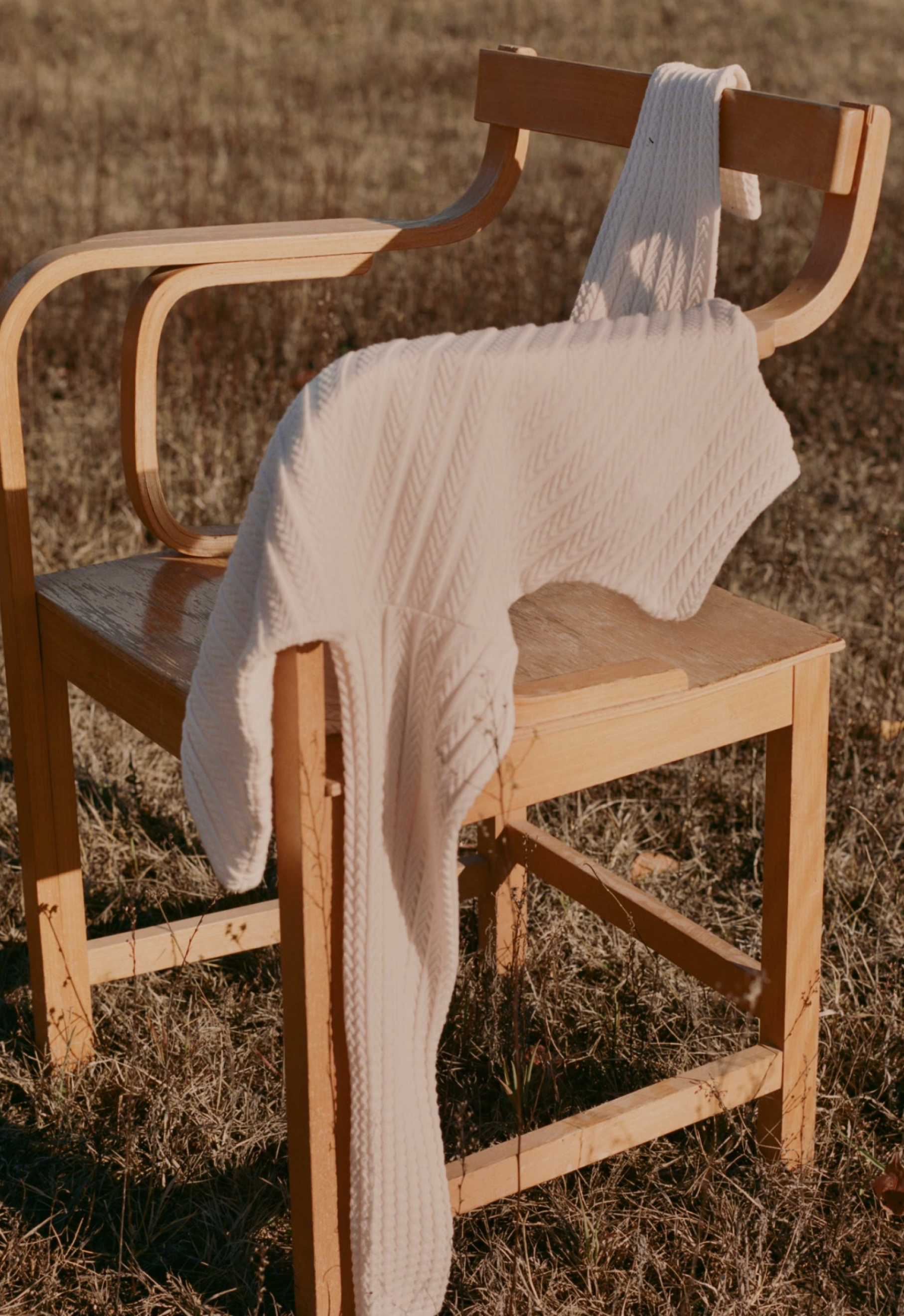 pull en maille fine de luxe blanc tricoté