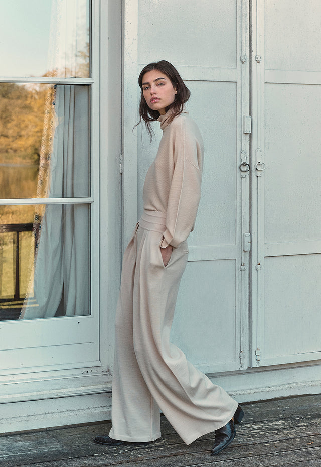 pants <em>discover</em> Molli