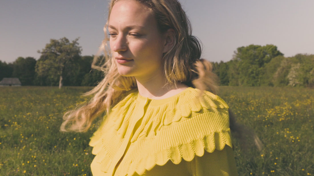 Blouse en maille fine Molli coloris mimosa