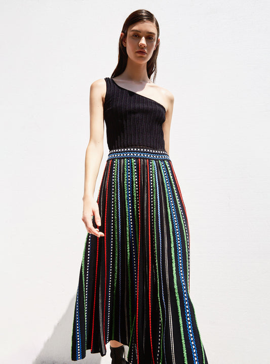 one-shouldered top in a wavy couture knit