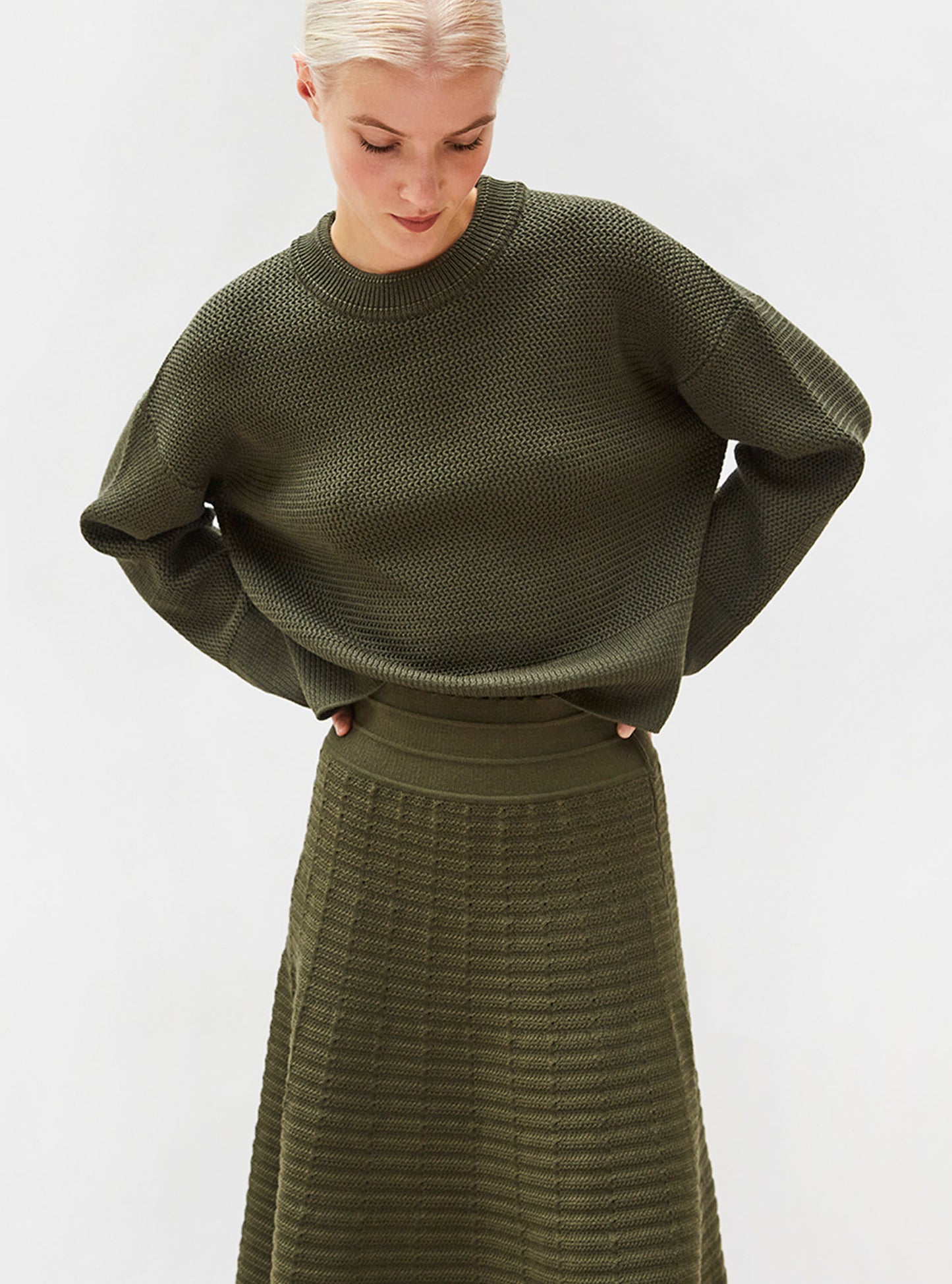 Sweater court en maille ondulée - Vêtement en maille de luxe Molli