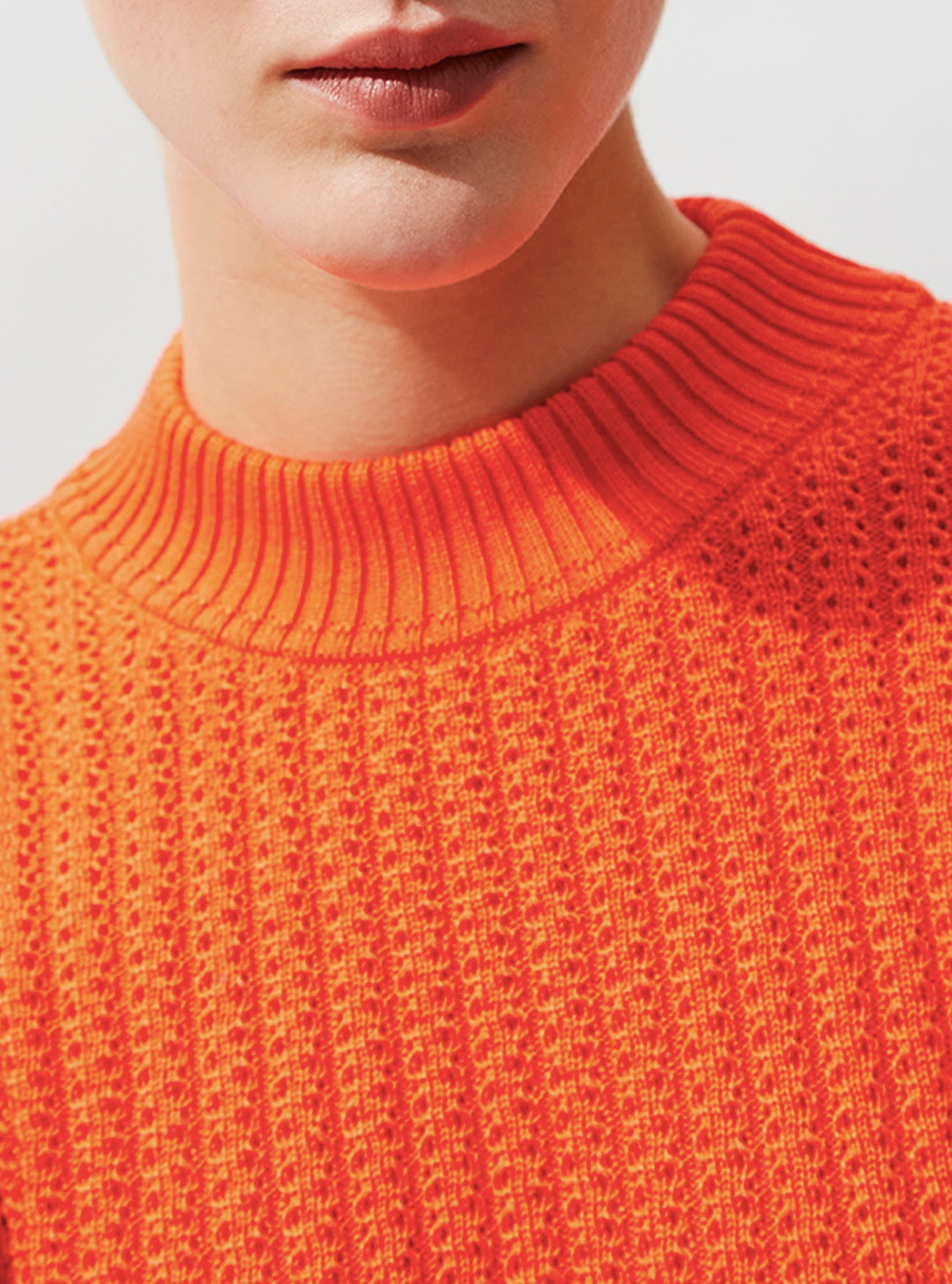 Sweater fin en maille torsade - Vêtement de luxe femme
