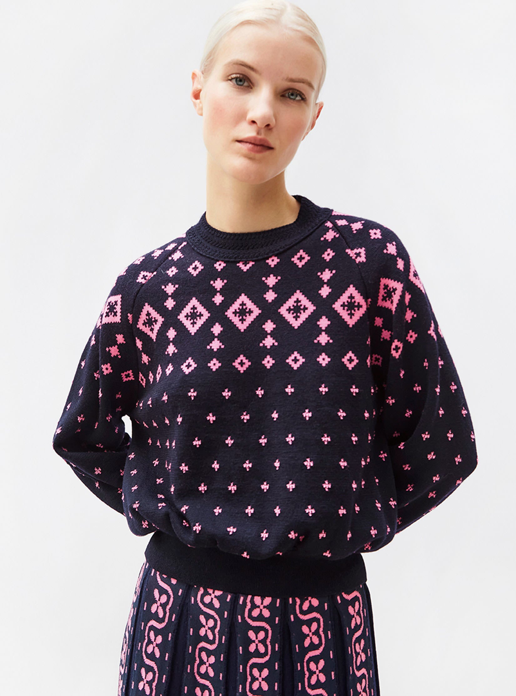 Sweater en maille jacquard bijoux - Tops, blouses de luxe